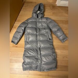 Quince Women's Responsible Long Down Puffer Jacket Small NEW W TAGS Feather Grey